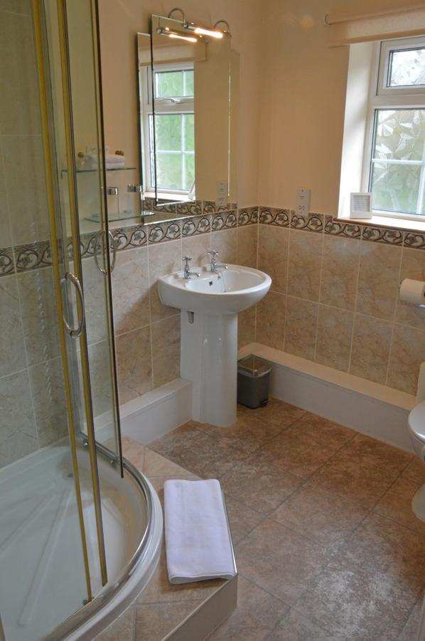 Bryn Hebog Bed & Breakfast Carmarthen Eksteriør bilde