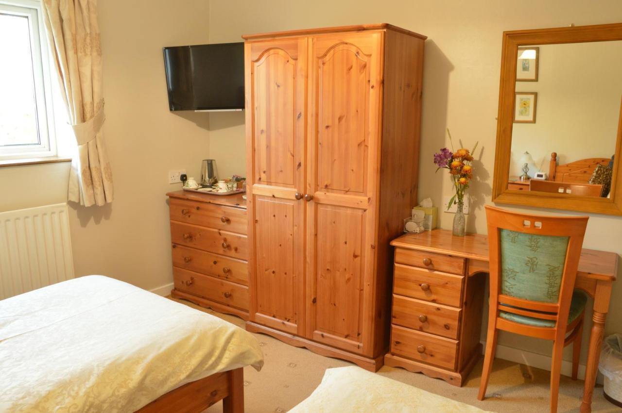 Bryn Hebog Bed & Breakfast Carmarthen Eksteriør bilde
