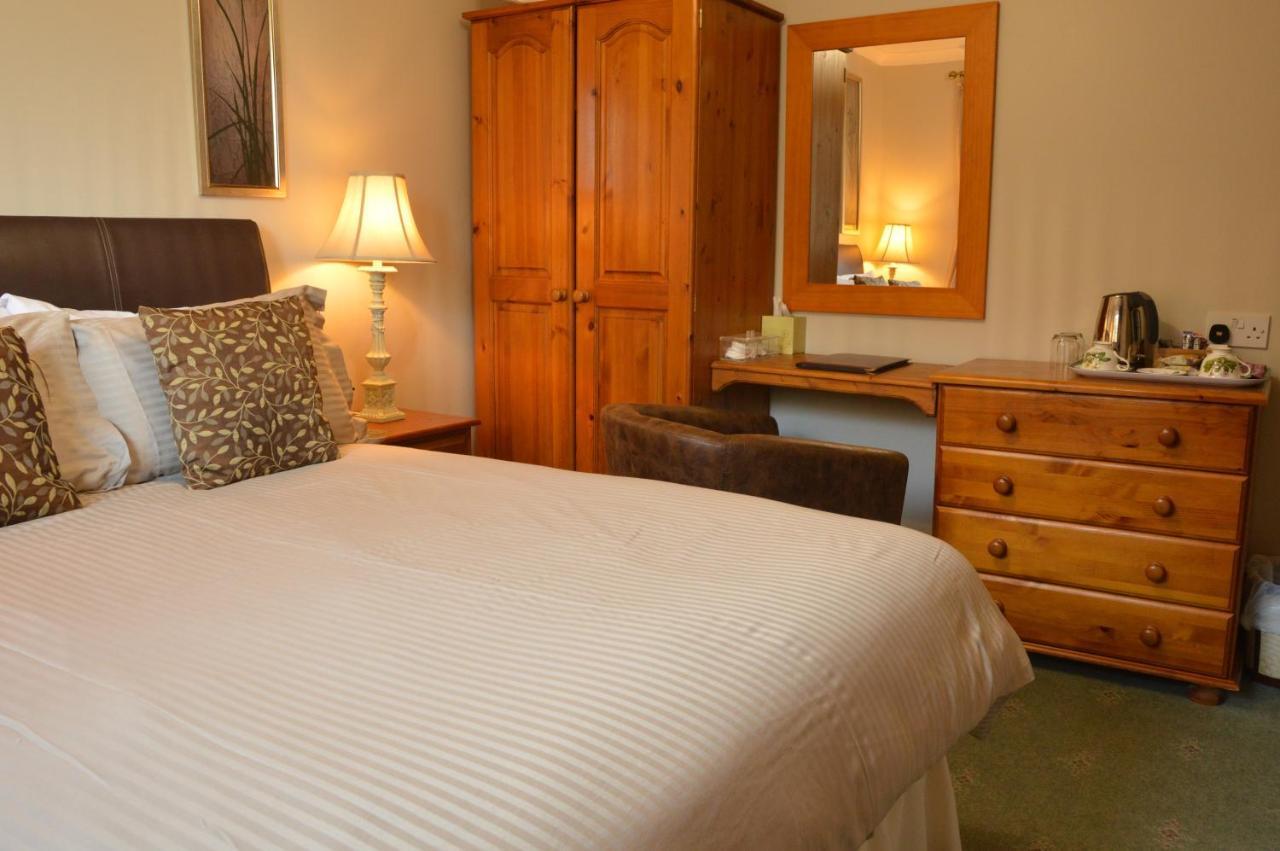 Bryn Hebog Bed & Breakfast Carmarthen Eksteriør bilde
