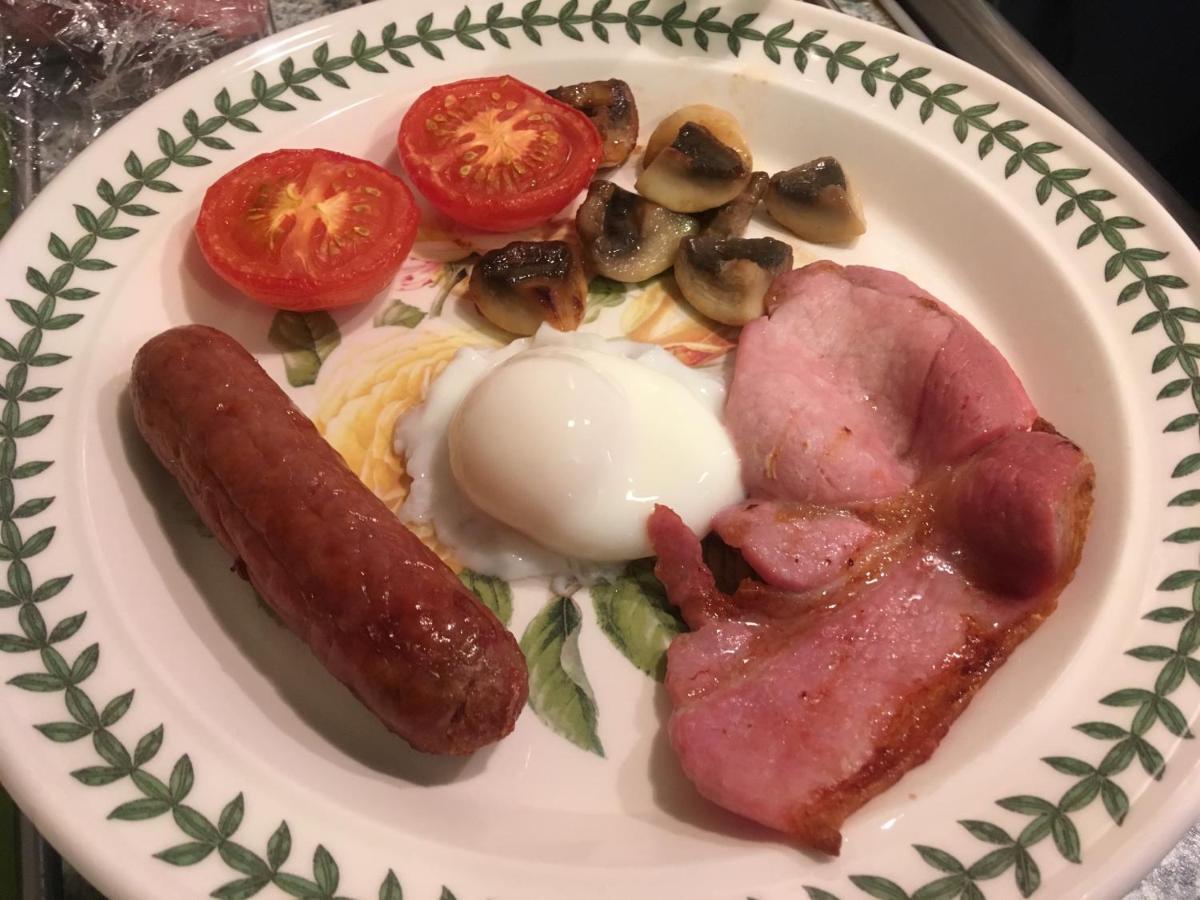 Bryn Hebog Bed & Breakfast Carmarthen Eksteriør bilde